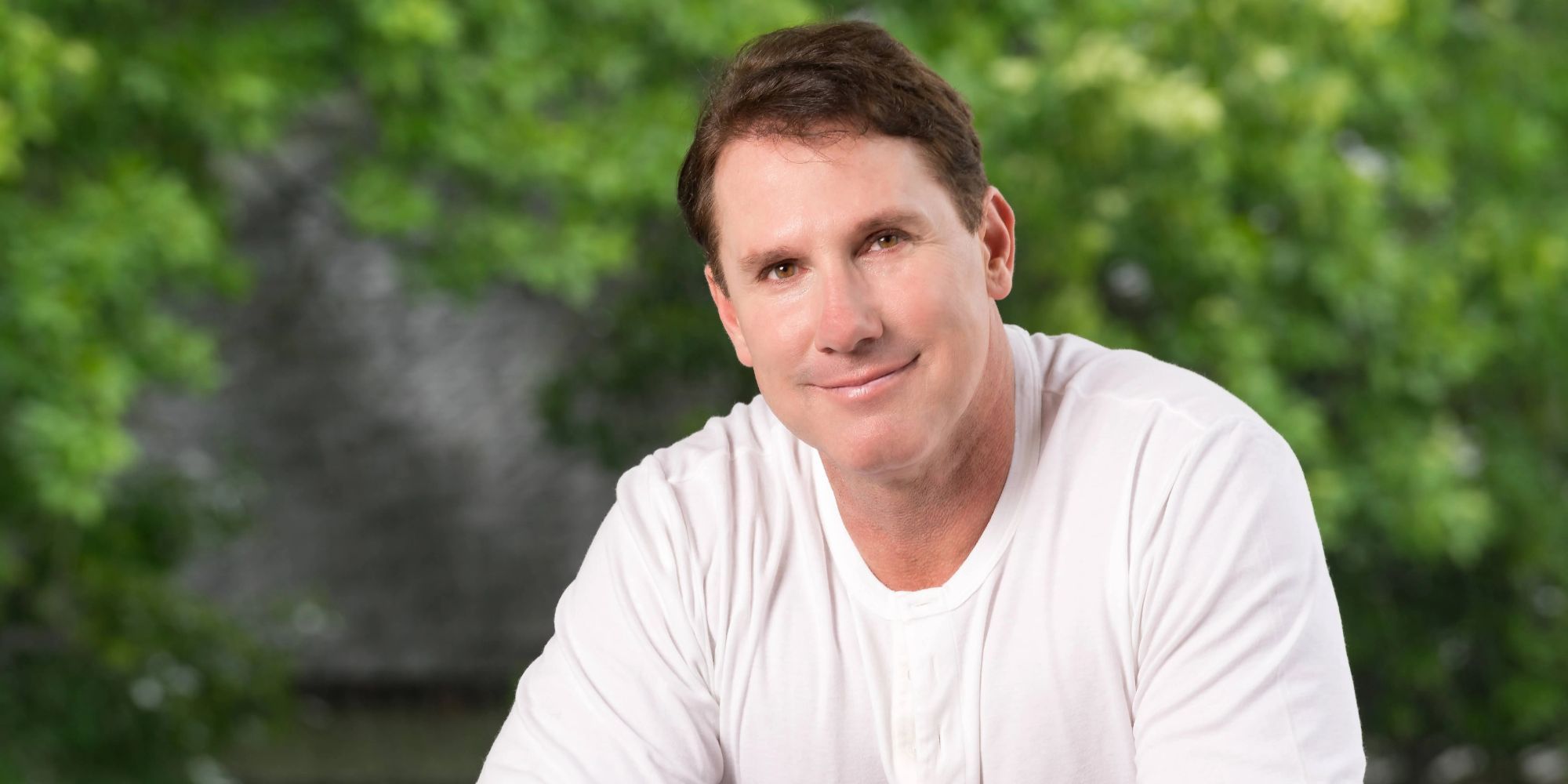 Nicholas sparks. Николас Спаркс писатель. Николас Спаркс фото автора. Николас Спаркс образование. Николас Спаркс биография.