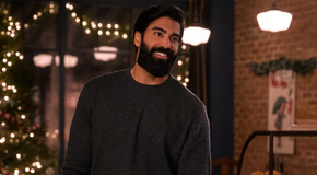 Raymond Ablack as Joe in Ginny & Georgia