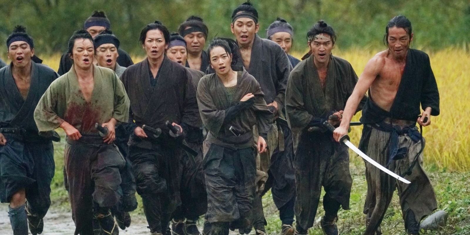 A group of samurai running in Samurai Marathon