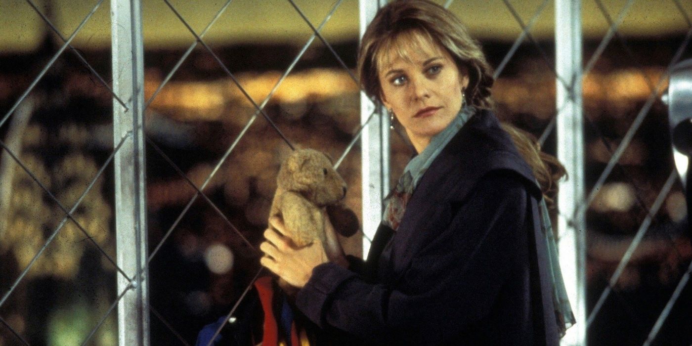 Meg Ryan with a teddy bear on top of the Empire State Building in 'Sleepless in Seattle.'