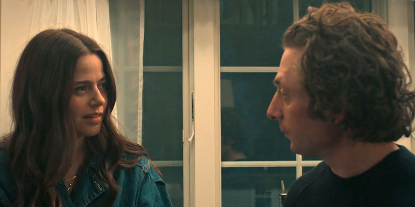 Molly Gordon and Jeremy Allen White in The Bear