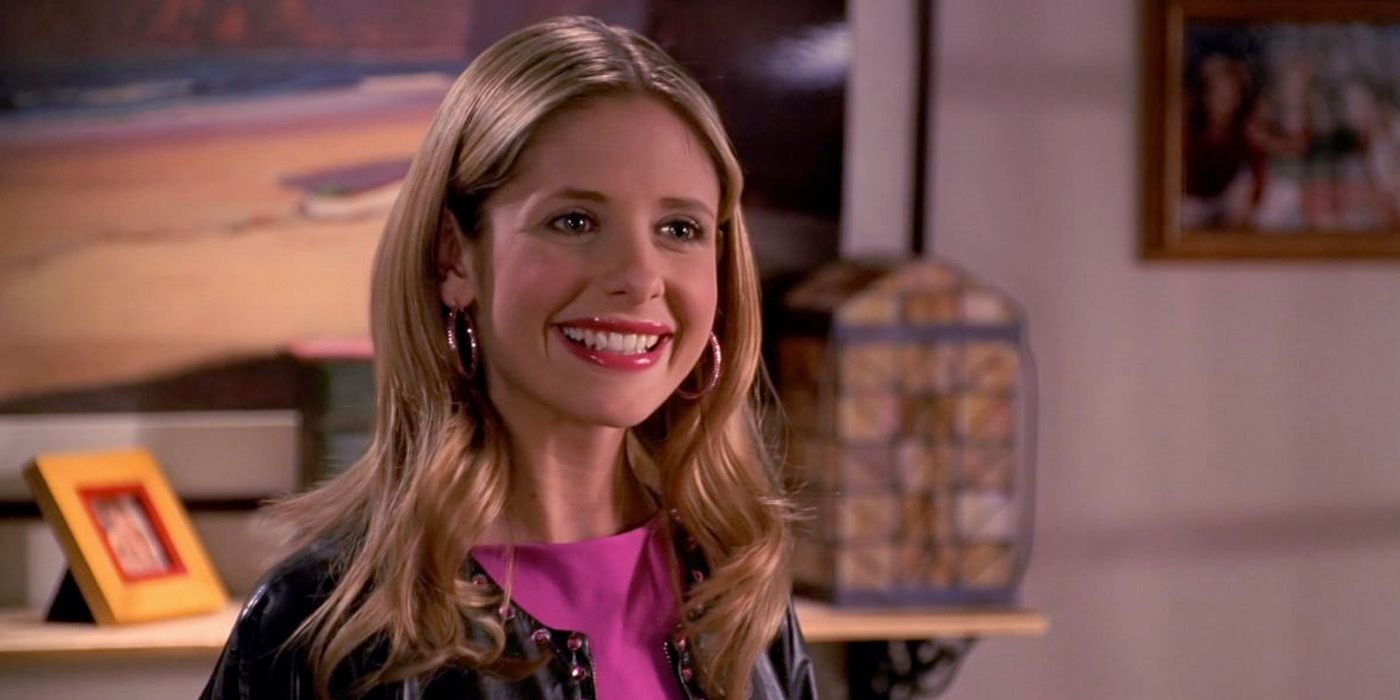 Sarah Michelle Gellar as the Buffy Robot in Buffy the Vampire Slayer