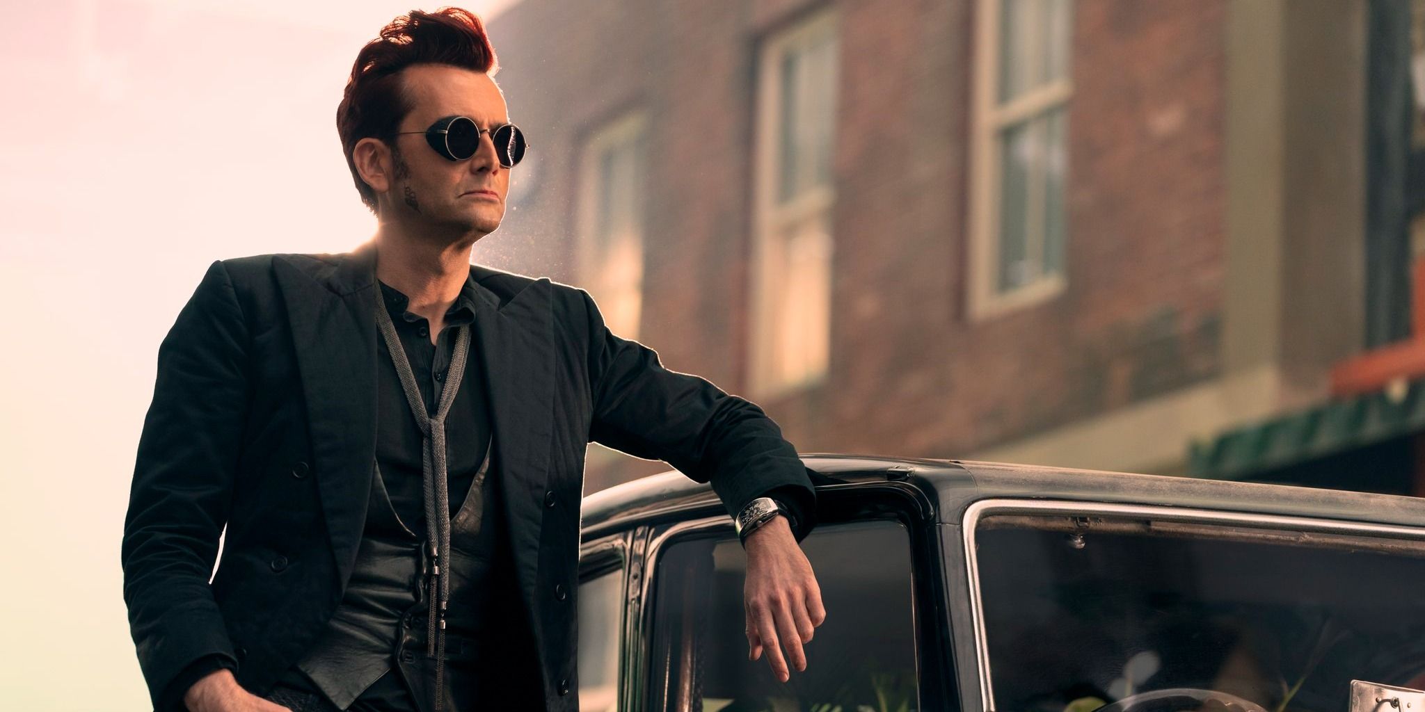 That ‘good Omens Season 2 Kiss Means More Than You Think 6348