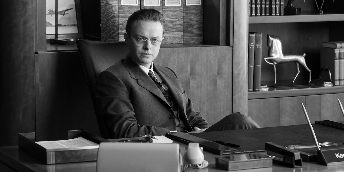 Dane DeHaan in Oppenheimer