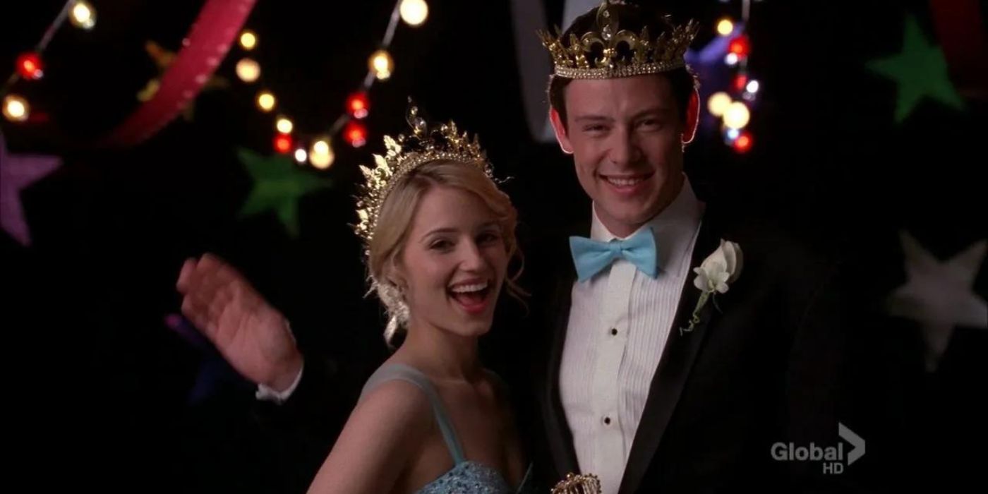Dianna Agron et Cory Monteith dans le rôle de Quinn et Finn au bal de promo de Glee