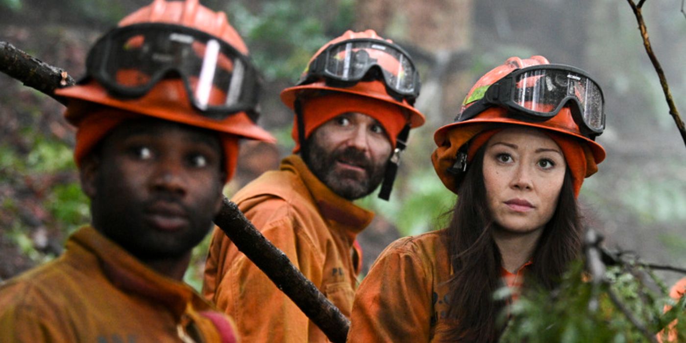 Freddy Mills (W. Tré Davis), Rebecca Lee (Fiona Rene), and another Three Rock inmate in 'Fire Country,'