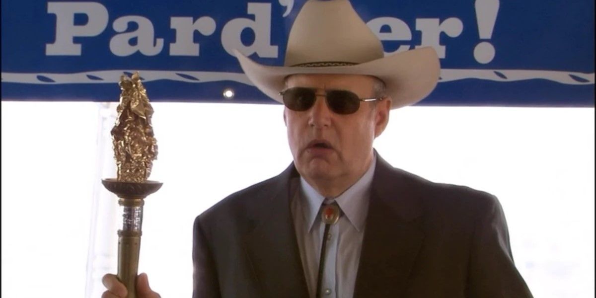 Still from 'Arrested Development': George Bluth Sr (Jeffrey Tambor) wears a cowboy hat and sunglasses, holding a golden staff.