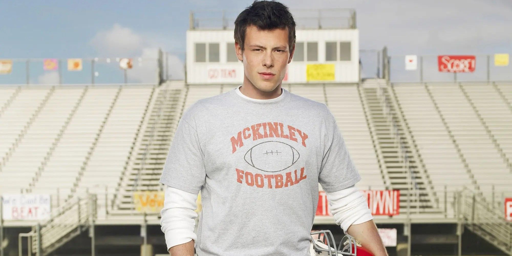Cory Monteith as Finn Hudson in Glee promotional image.