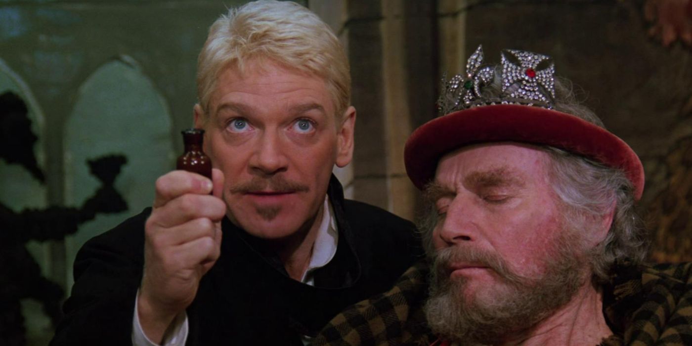 Charlton Heston como Player King y Kenneth Branagh como Hamlet en Hamlet de Kenneth Branagh (1996)