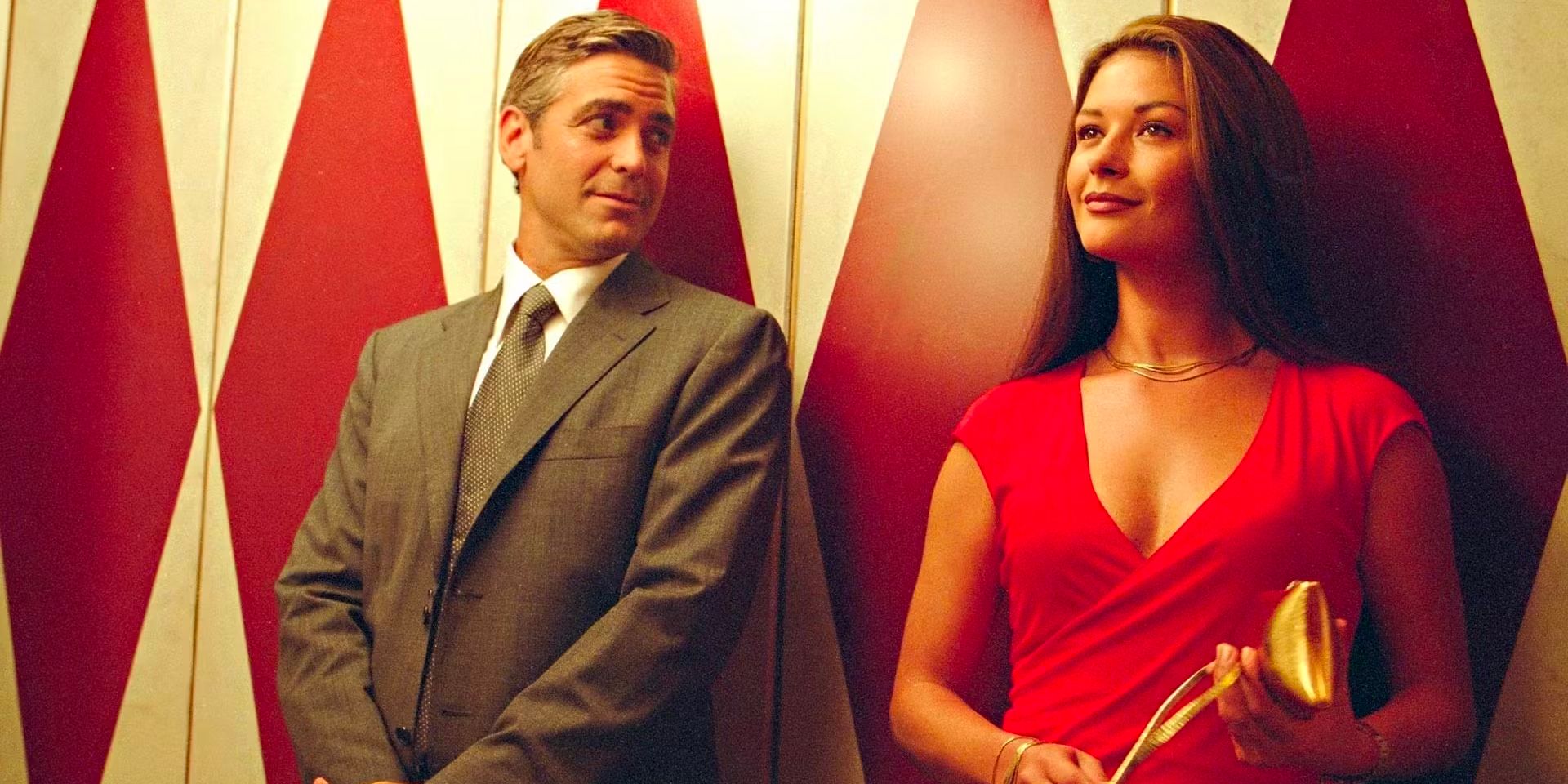 George Clooney et Catherine Zeta-Jones dans 