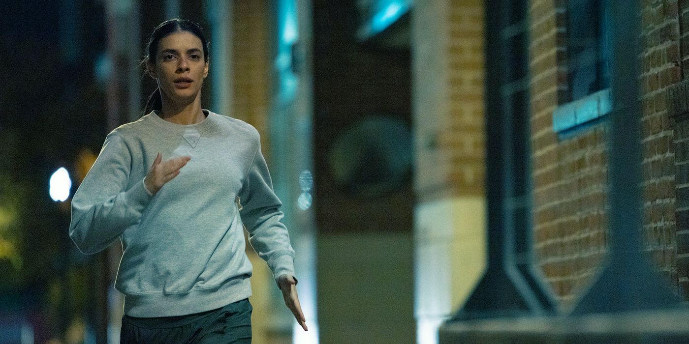 Laysla De Oliveira runs in a scene from Special Ops: Lioness