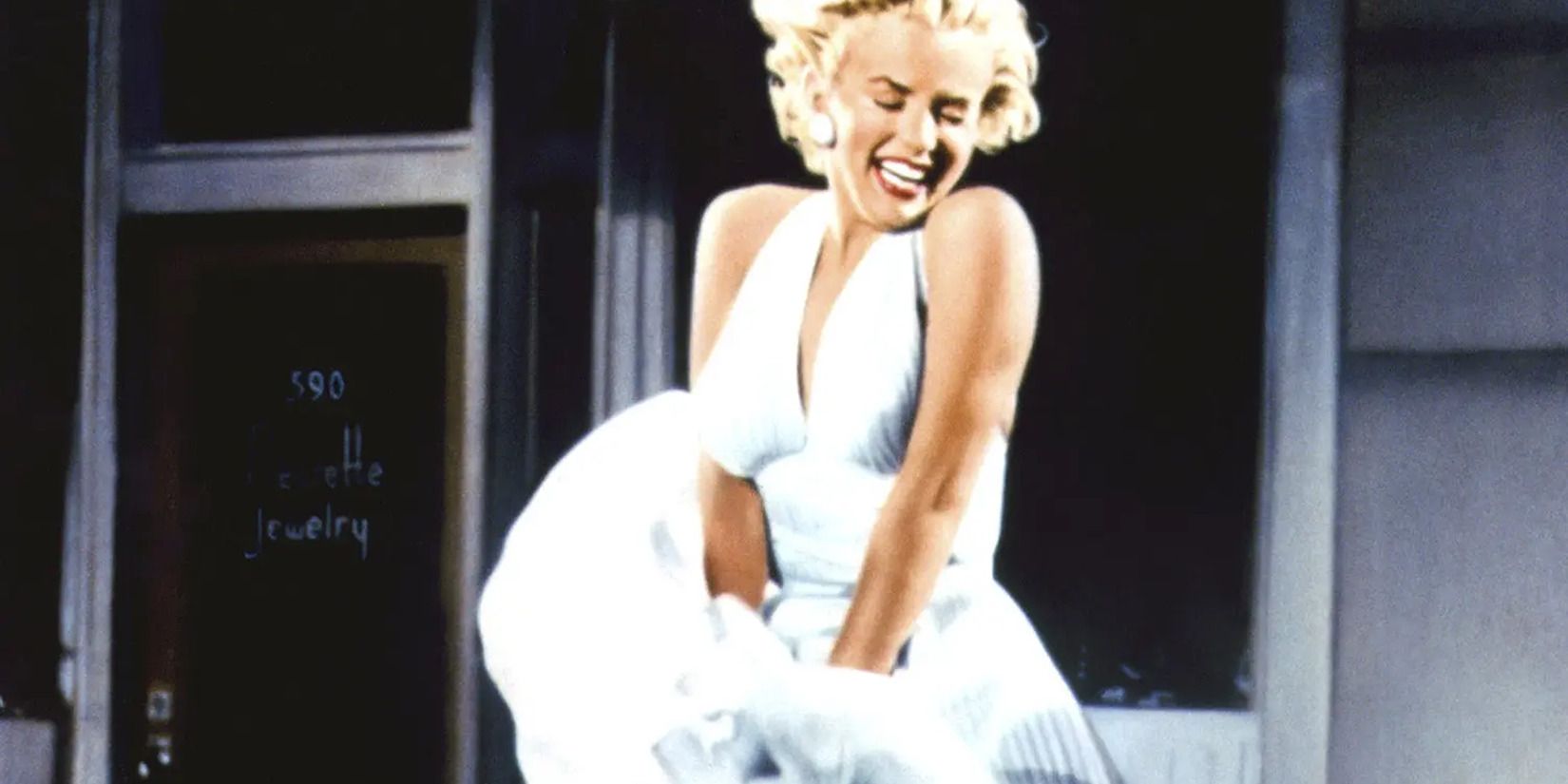 Marilyn Monroe Drops Flowing Dress in 'The Seven Year Itch'