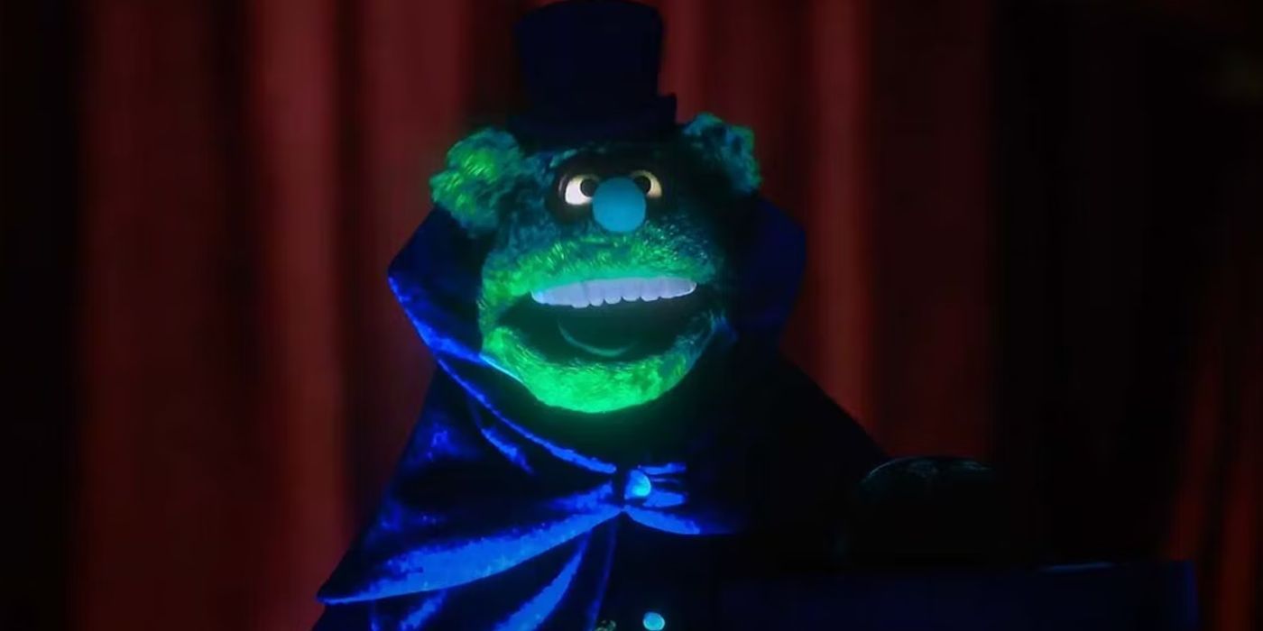 Fozzie Bear as the Hatbox Ghost in 'Muppet Haunted Mansion'