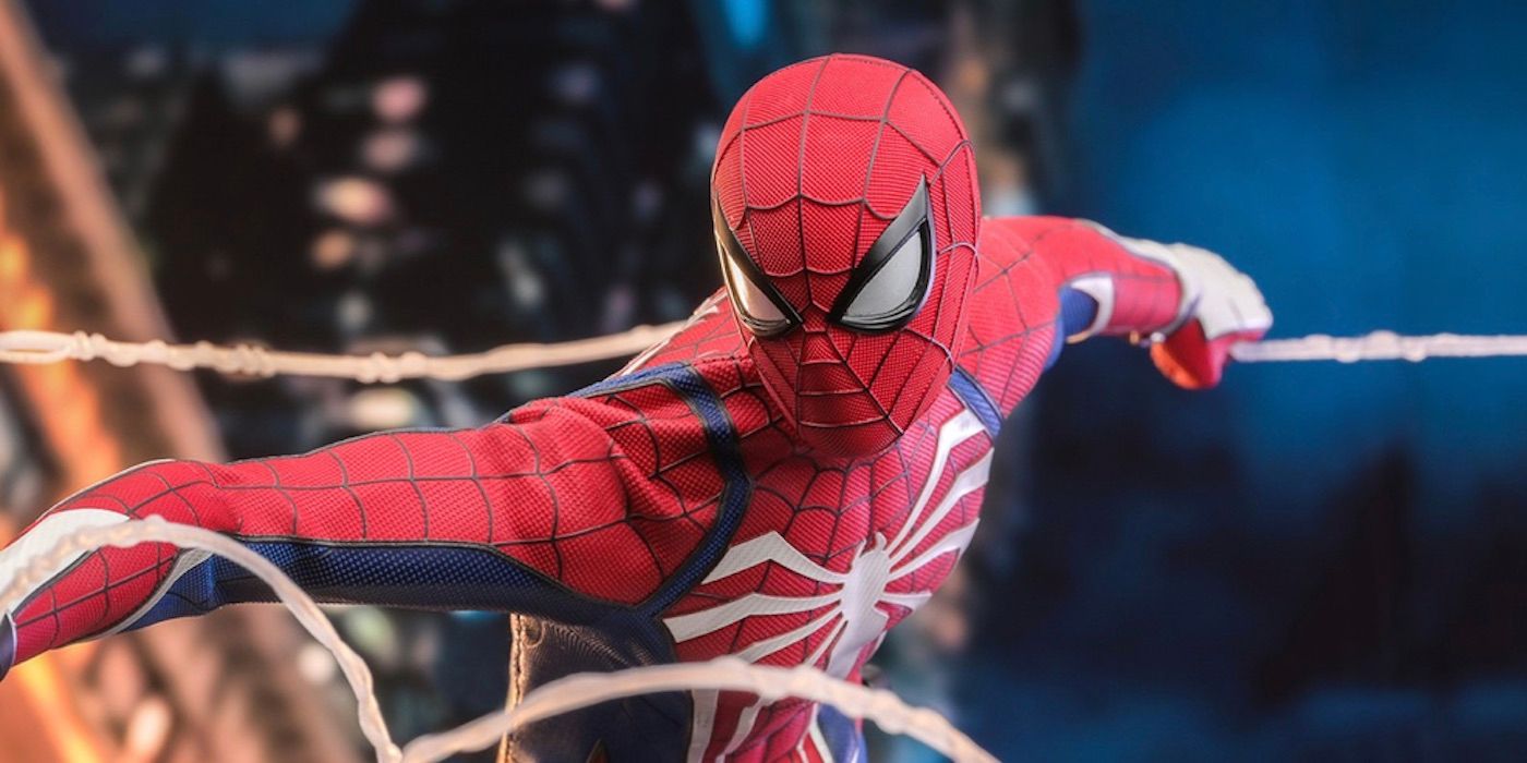 Spider-Mans Dons His Classic Suit with New Hot Toys Figure