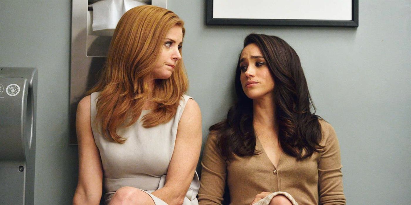 Sarah Rafferty and Meghan Markle in Suits