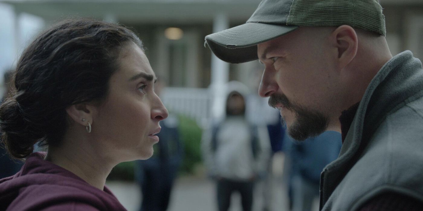 Ariane Castellanos and Marc-André Grondin in Temporaries.