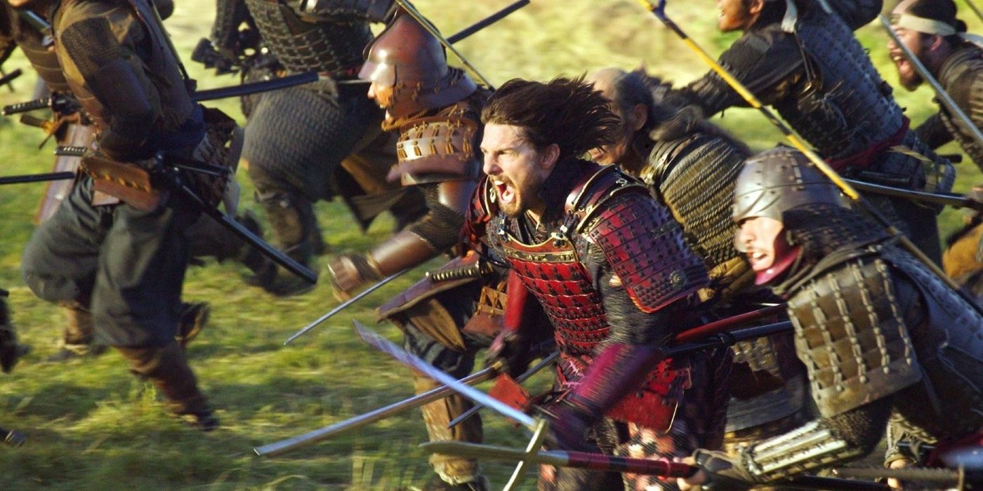 Tom Cruise and Samurai warriors charging into battle in 'The Last Samurai.' 