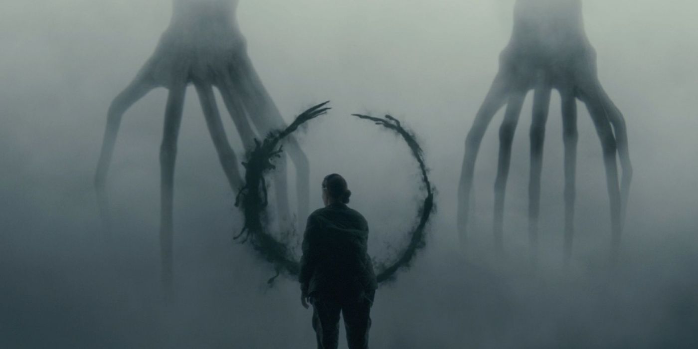 Aliens Abbott and Costello speaking with Louise (Amy Adams) with vaporous symbols in Arrival.