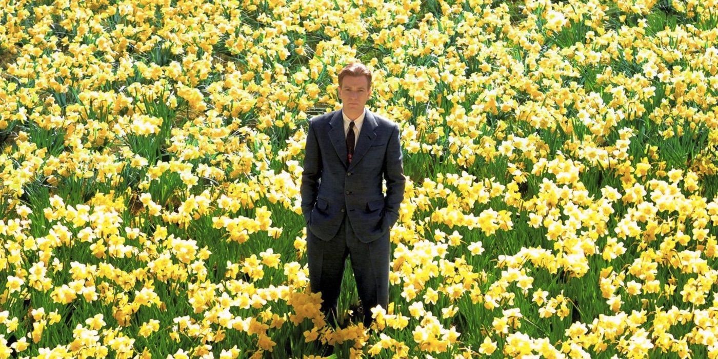 Edward Bloom (Ewan McGregor) in a flower field in Big Fish.