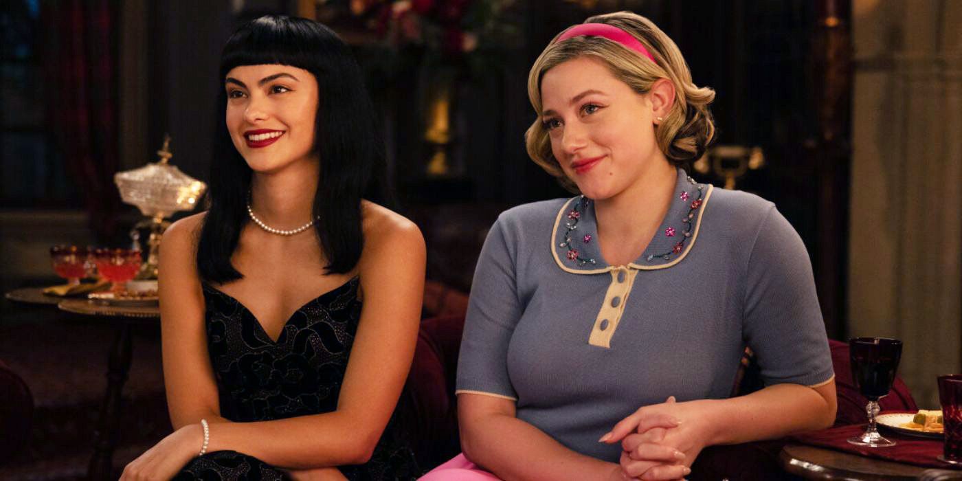 Veronica and Betty sitting together in the Riverdale series finale