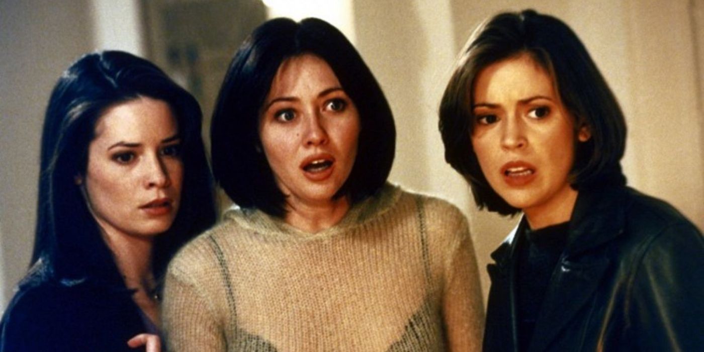 Holly Marie Combs as Piper, Shannen Doherty as Prue and Alyssa Milano as Phoebe in Season 1 of 'Charmed.'