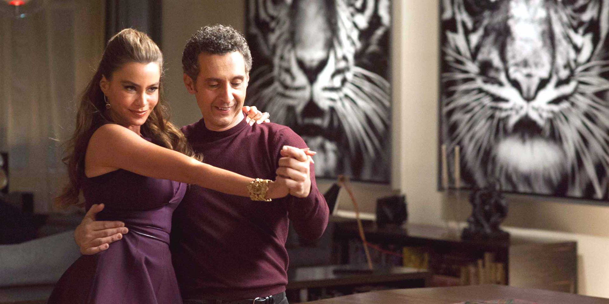 John Turturro and Sofía Vergara dance together in a house in Fading Gigolo.