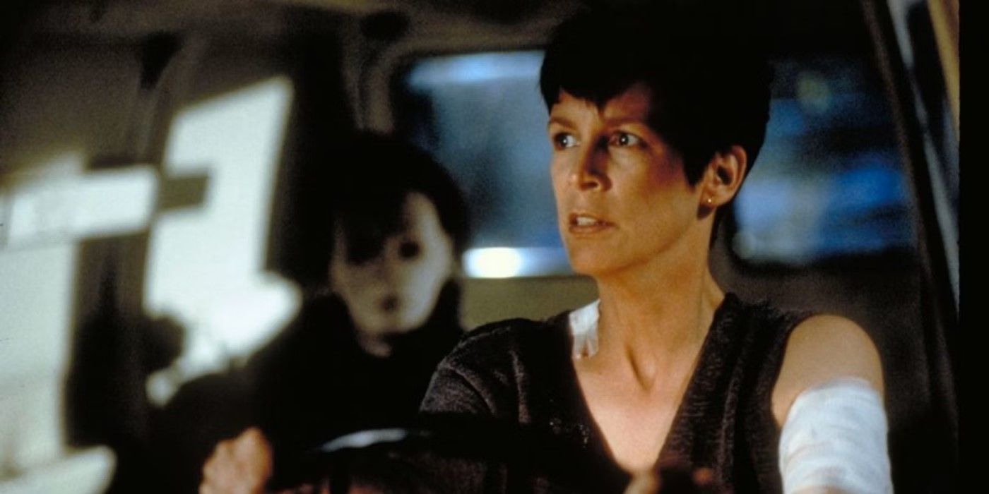 Laurie Strode and Michael Myers in a van at the end of 'Halloween H20'