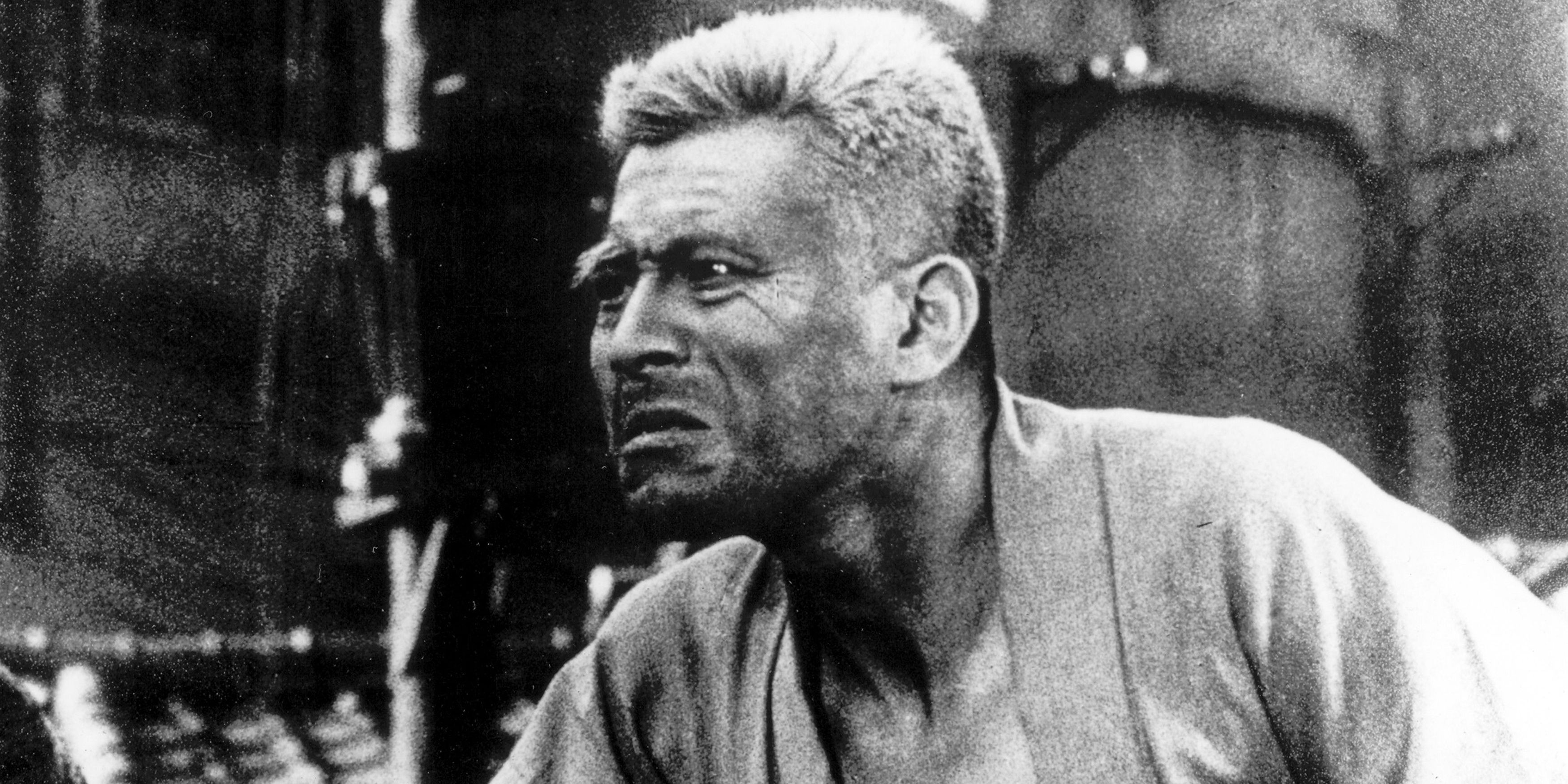 Toshiro Mifune in a state of despair