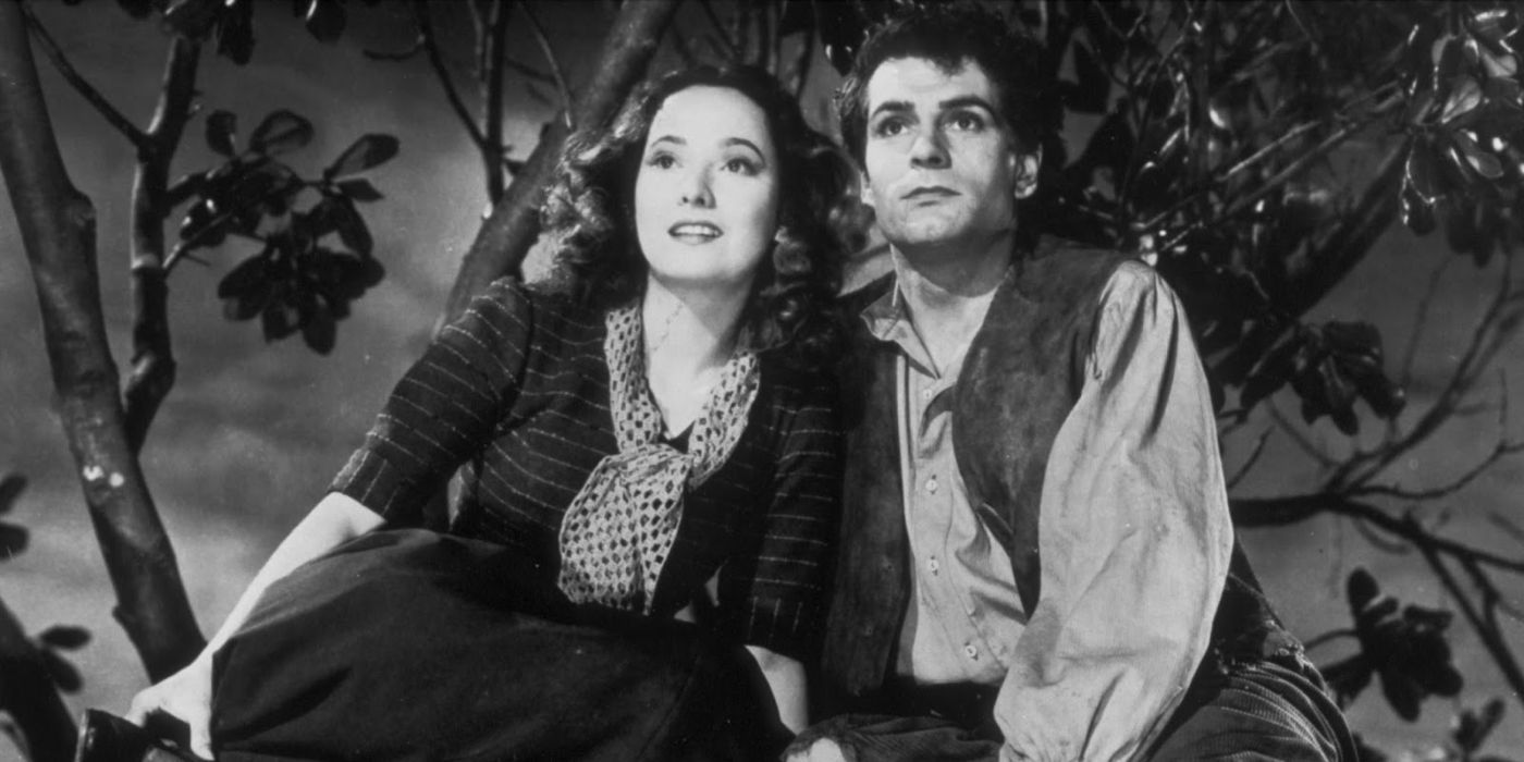Merle Oberon and Laurence Olivier as Catherine and Heathcliff in Wuthering Heights