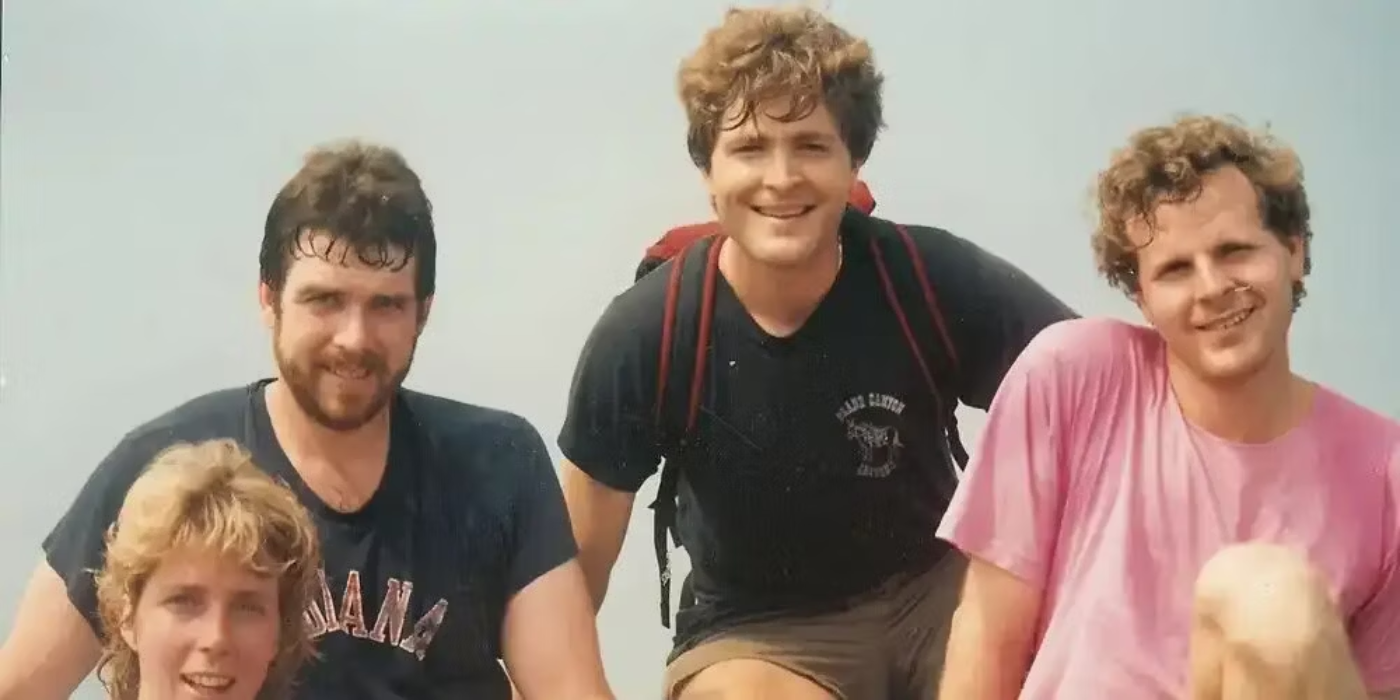 Scott Johnson (right) and his brother Steve (center)