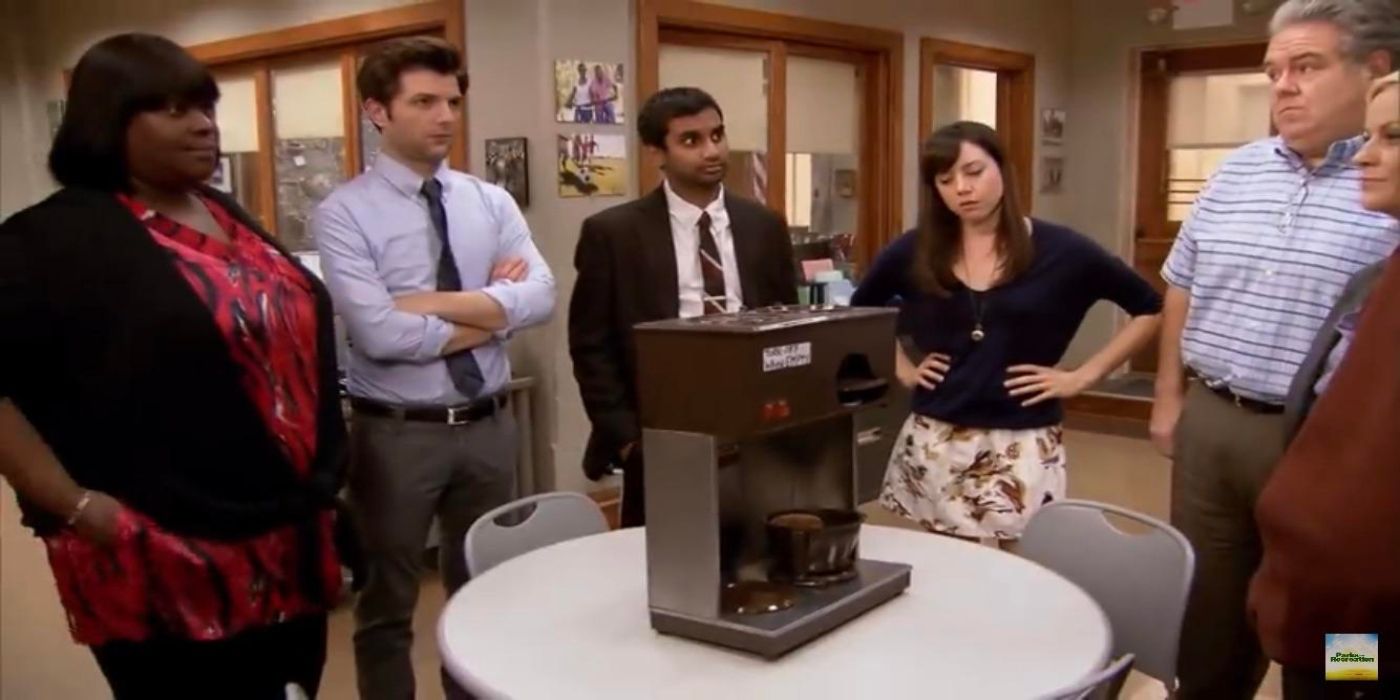 10 Best ‘Parks and Recreation’ Cold Opens, Ranked