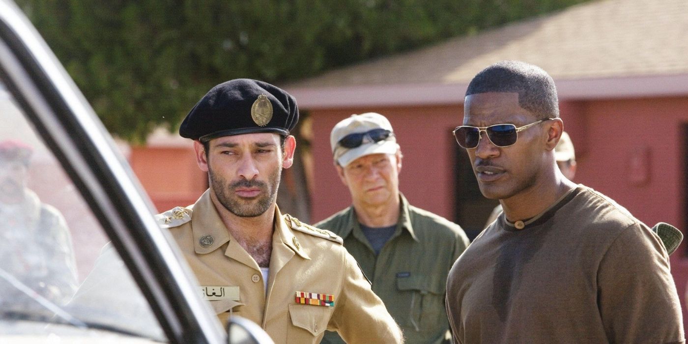 Jamie Foxx, Chris Cooper, Ashraf Barhom in The Kingdom