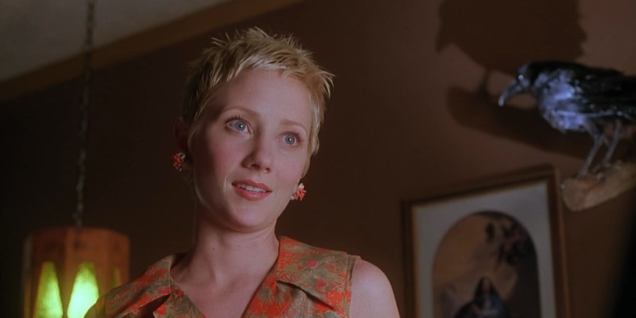 Anne-Heche-as-Marion-Clare