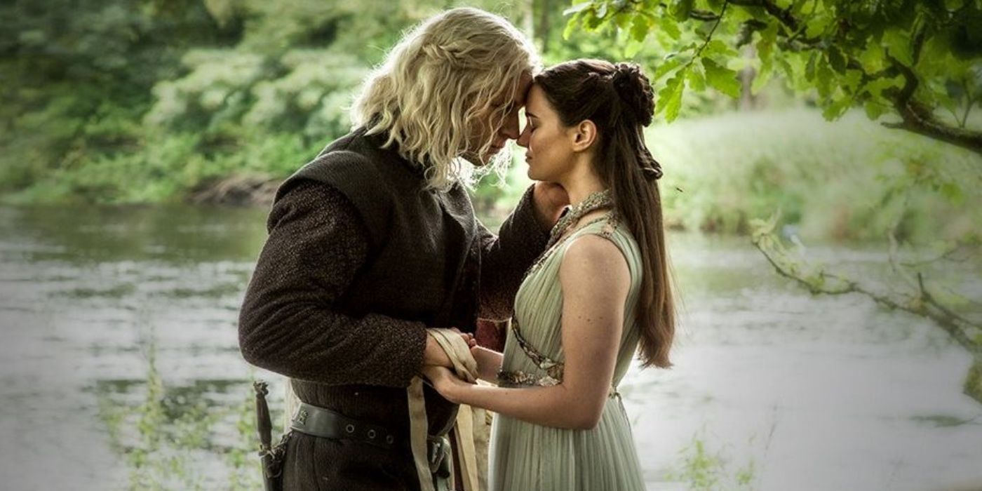 Rhaegar Targaryen and Lyanna Stark marry each other in secret by a lake in 'Game of Thrones' Season 7, Episode 7 