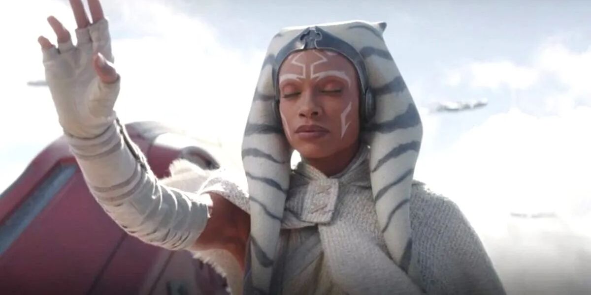 Ahsoka Tano (Rosario Dawson) using psychometry