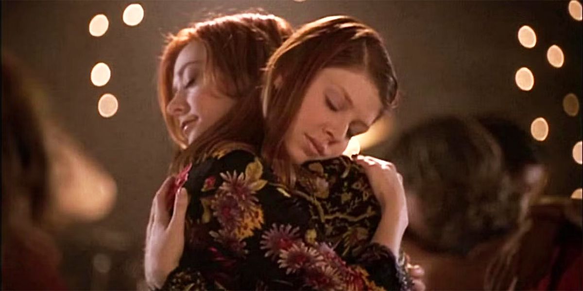 Alyson Hannigan and Amber Benson in Buffy the Vampire Slayer