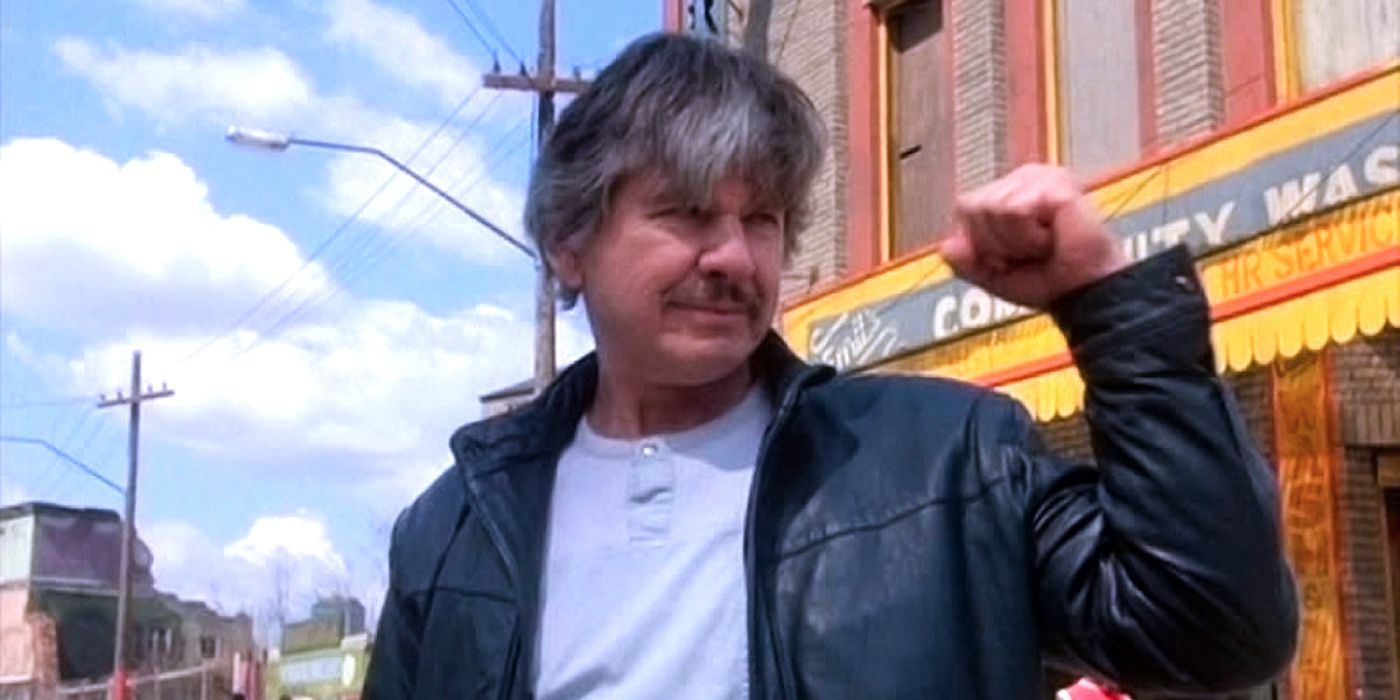 Charles Bronson does a fist pump in Death Wish 3