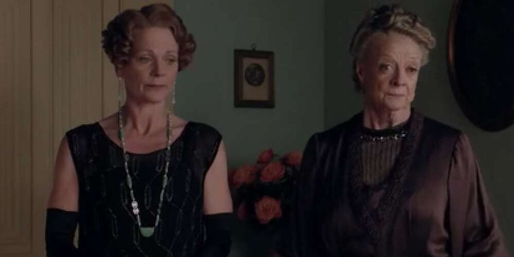 Rosamund Painswick (Samantha Bond) with her mother Violet (Maggie Smith)