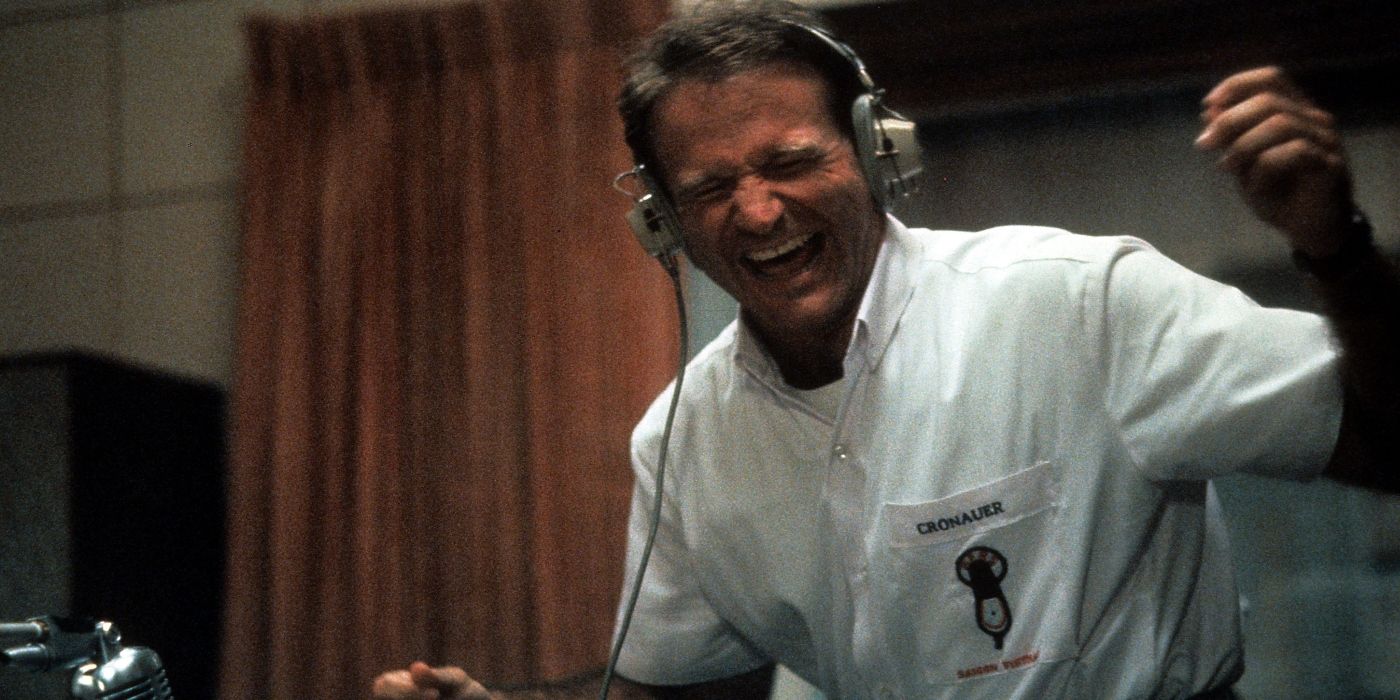 Adrian Cronauer screaming excitedly in Good Morning Vietnam