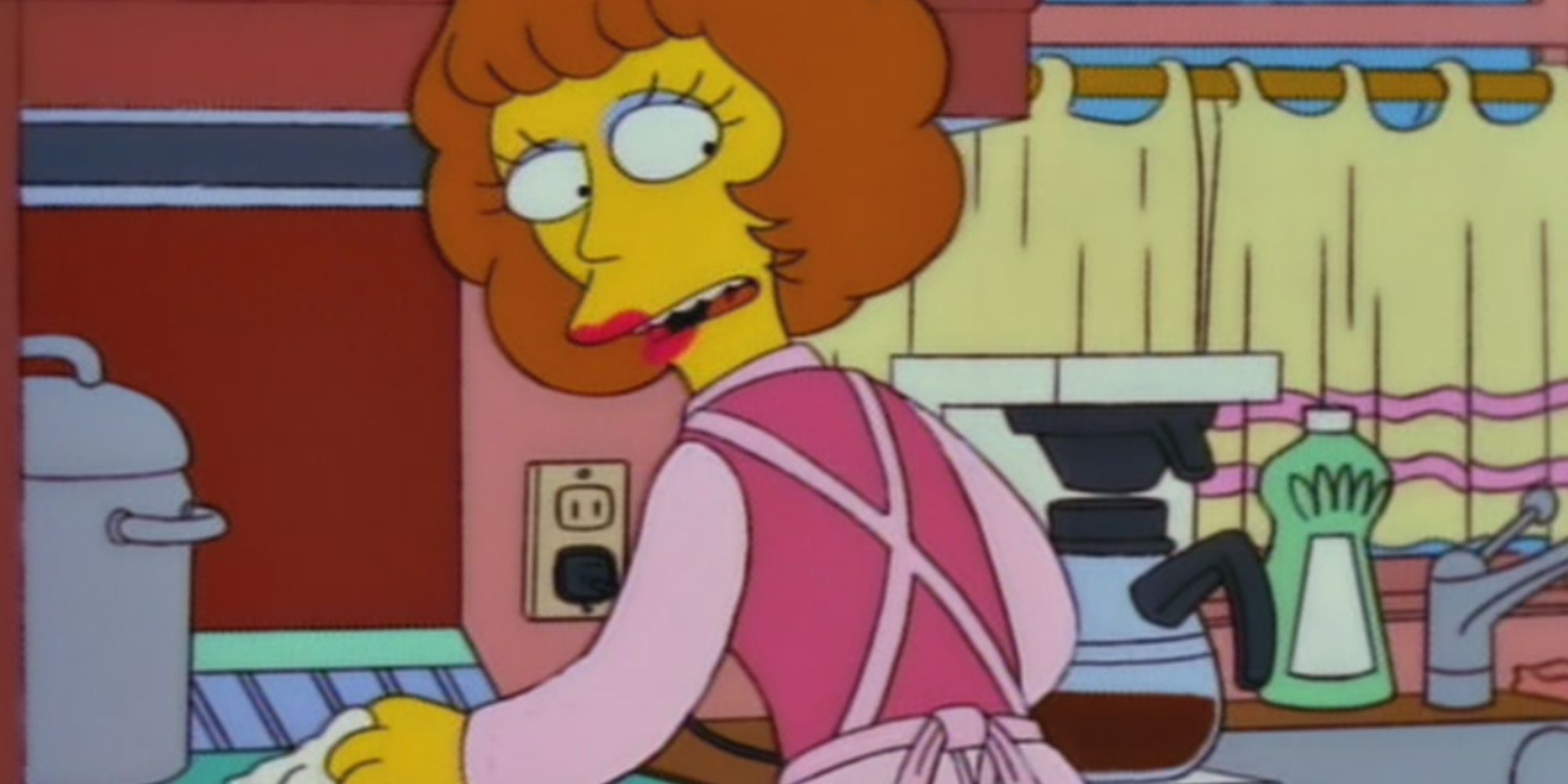 Maude washes the dishes