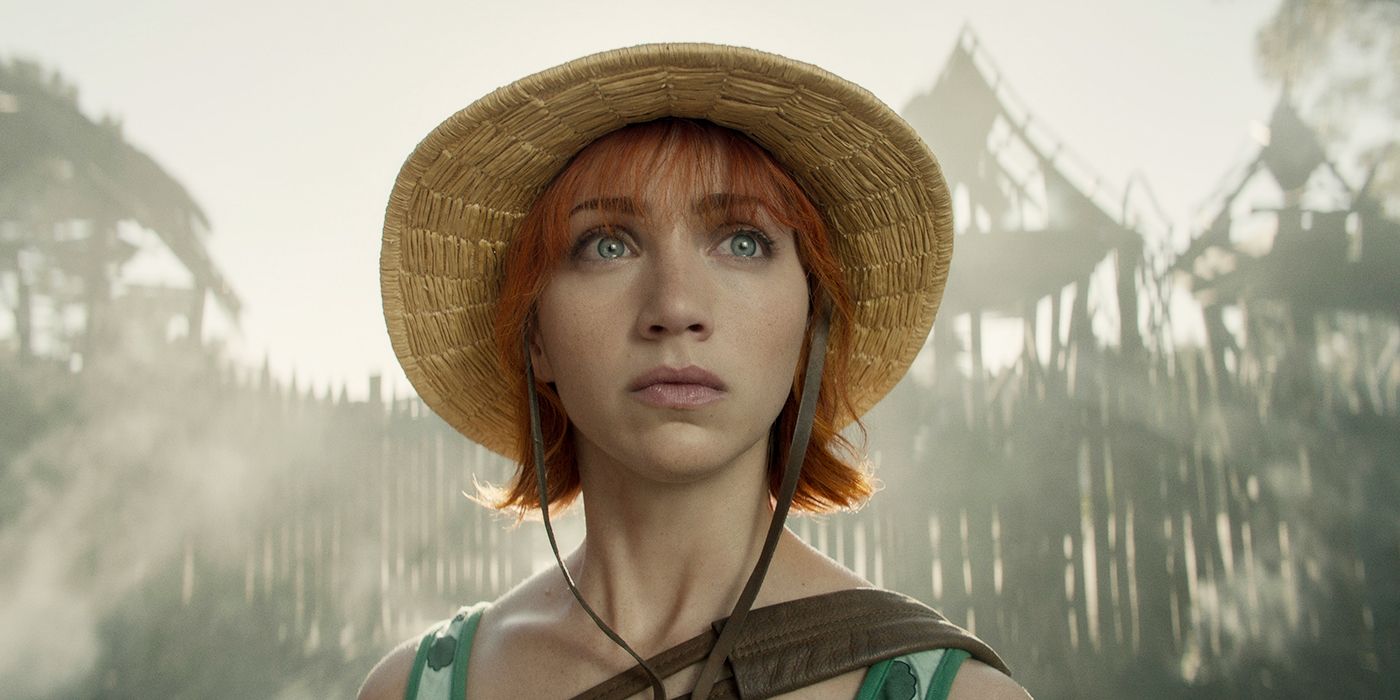 Emily Rudd as Nami with the straw hat in One Piece