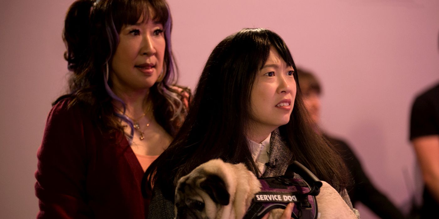 Awkwafina e Sandra Oh em Quiz Lady