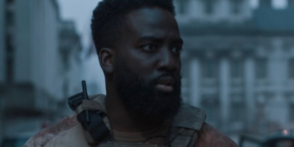 Shemier Anderson as Trevante Cole in Invasion. 