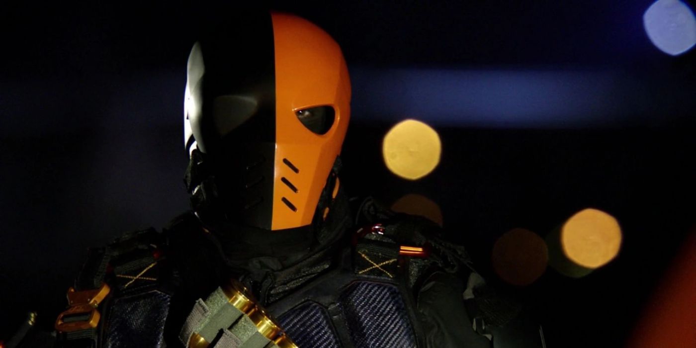 Deathstroke wearing his mask in Arrow