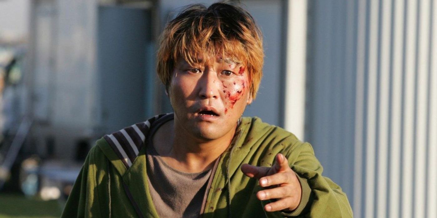 Song Kang-ho as Park Gang-du in 'The Host'