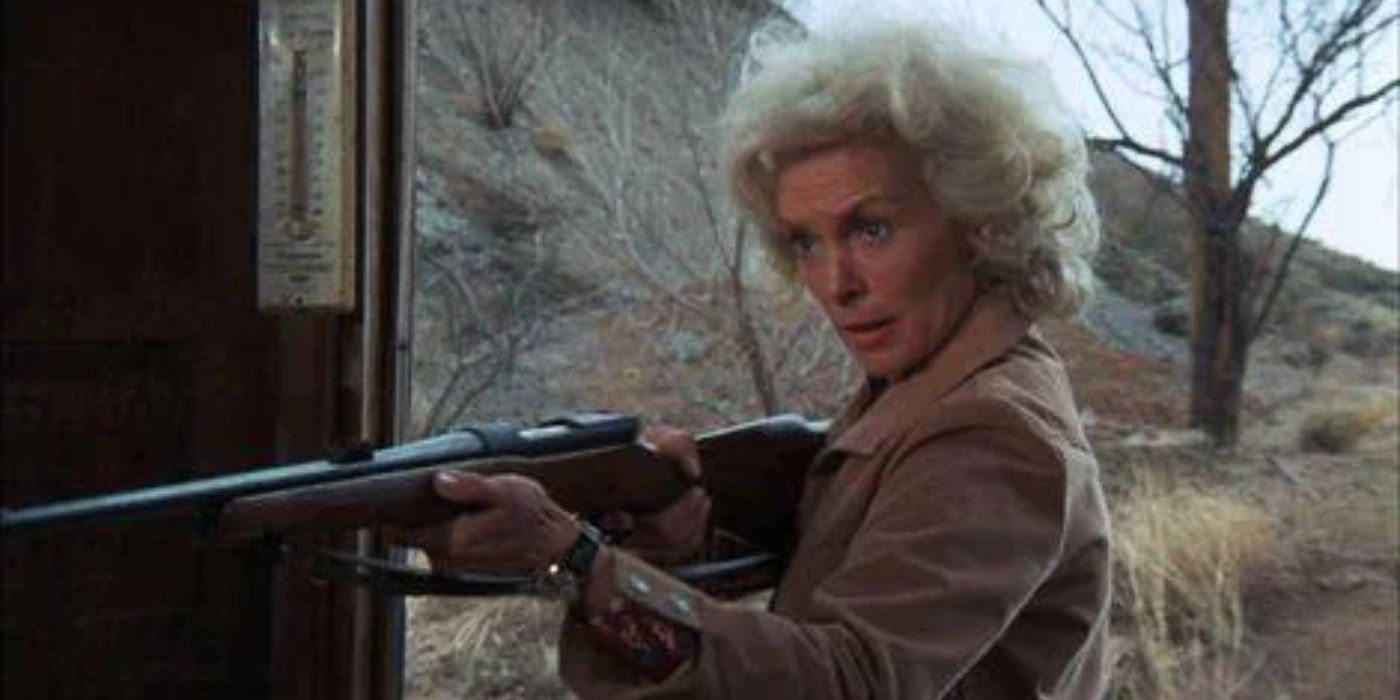 Janet Leigh holding a rifle in 'Night of the Lepus.' 