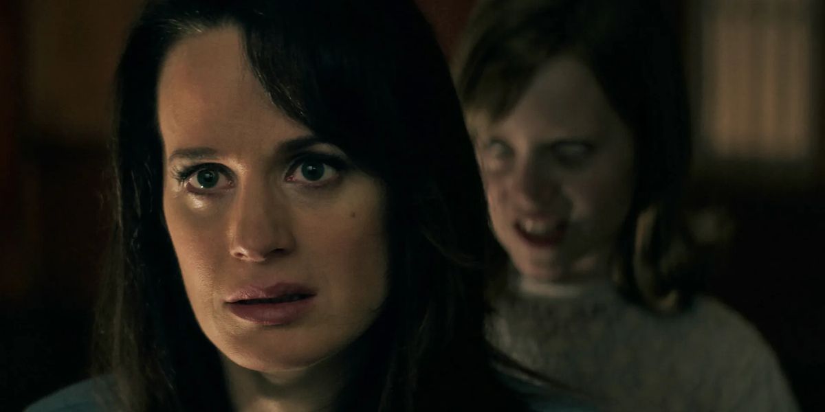 A possessed Doris behind Alice in Mike Flanagan's Ouija: Origin of Evil