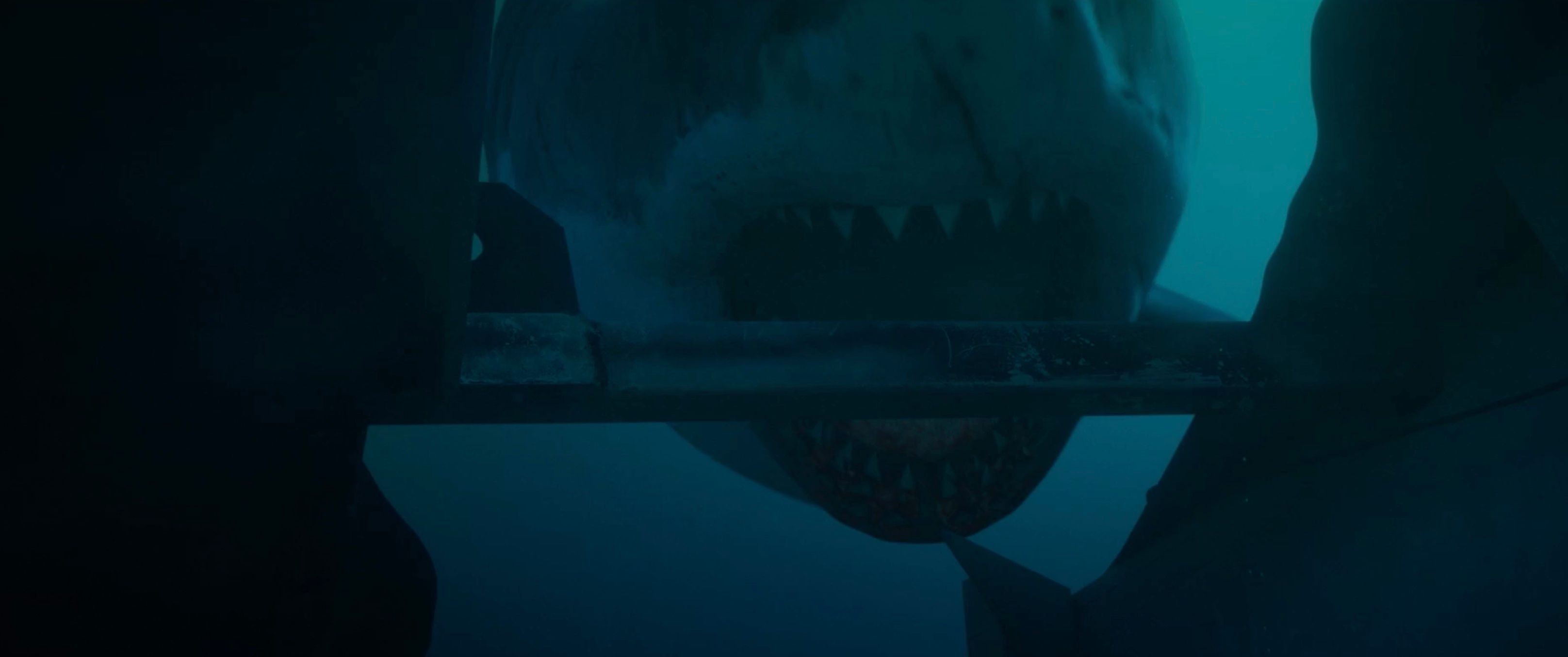 Bande-annonce « Deep Fear » – Attaque de requins mélangés à la cocaïne