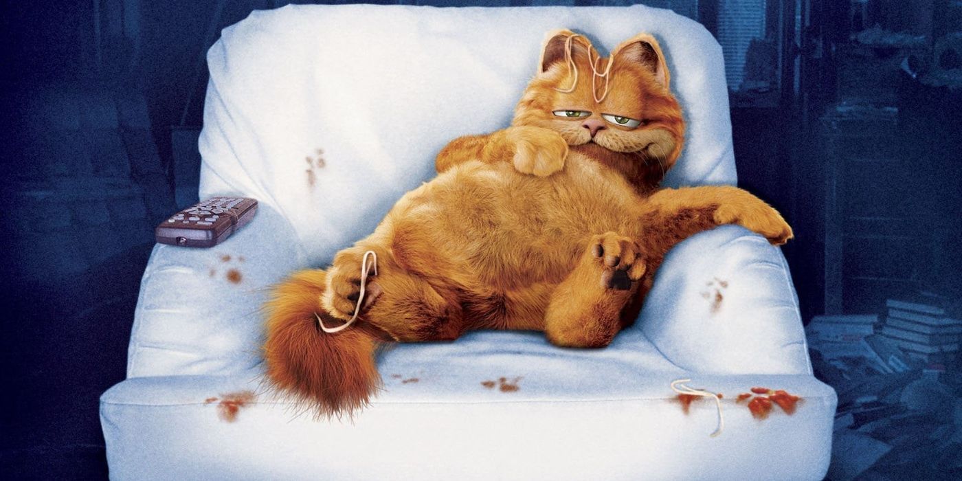 Garfield (Bill Murray) lounging on a chair in a promotional image for Garfield: The Movie