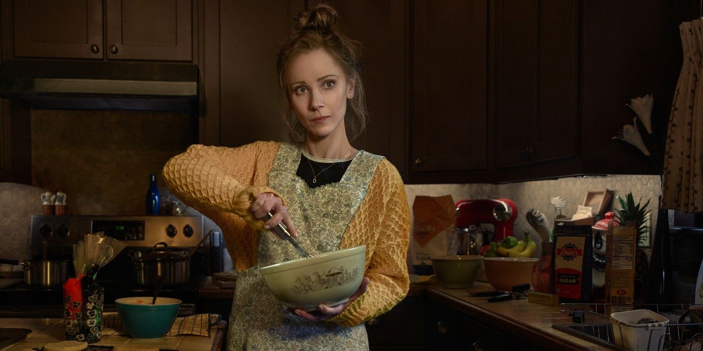 Dot Lyon in her kitchen in Fargo season 5